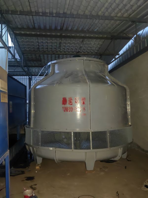 凉山<strong>200t玻璃钢冷却塔</strong>